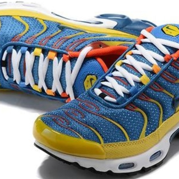 Nike air max plus sneakers